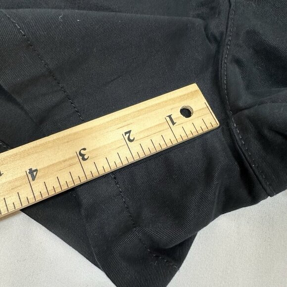 Amazon Essentials Women's Black Chino Shorts Size 8 NWOT Pockets Zipped Button - Picture 8 of 10